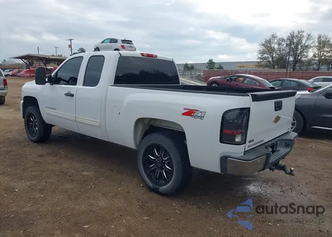 2010 Chevrolet Silverado 1500 Lt z USA, uszkodzony, nr VIN 1GCSKSE38AZ216595